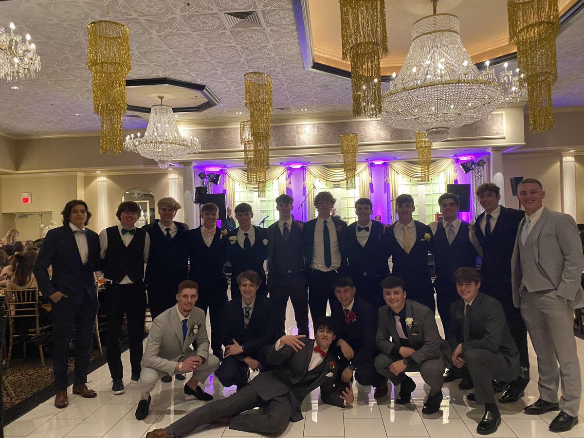 PHSVBaseball's tweet photo. These fellas sure clean up nice! https://t.co/EI5HV8oeZx