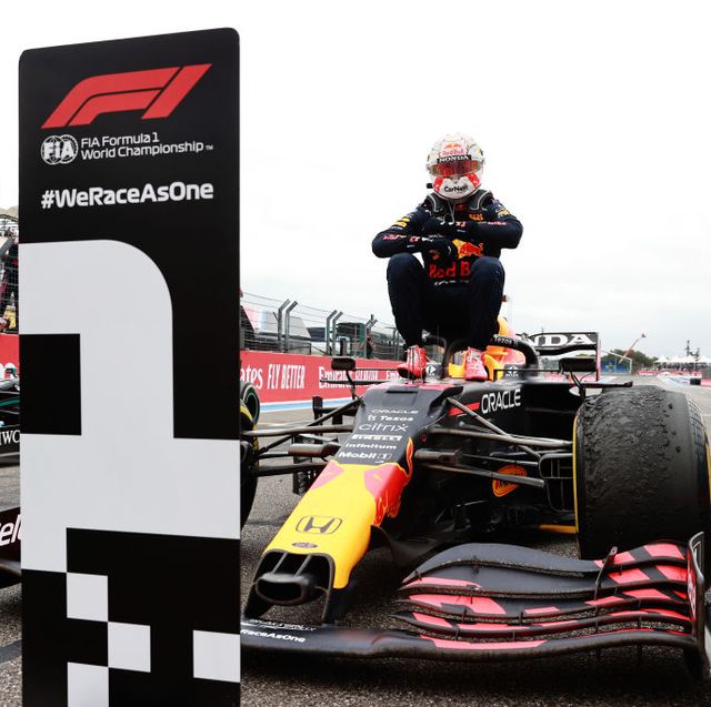 dburgersdijk's tweet photo. Lets go @Max33Verstappen and @redbullracing take that πππ back home ππΎπππΎπ #PoweredByHonda @HondaRacingGLB @VerstappenCOM @JumboSupermarkt @carnextcom #ChargeOn #RBwall #BigBadBulls #ProudMaxFan #F1 #MiamiGP @F1 https://t.co/Mh5HpiLGQD