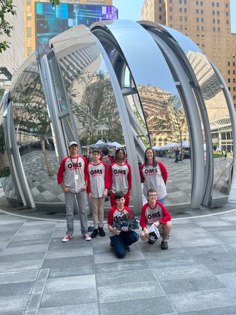 Good luck to the OMS robotics team competing at the VEX Robotics World Championship in Dallas, TX this week!  Go Dawgs!