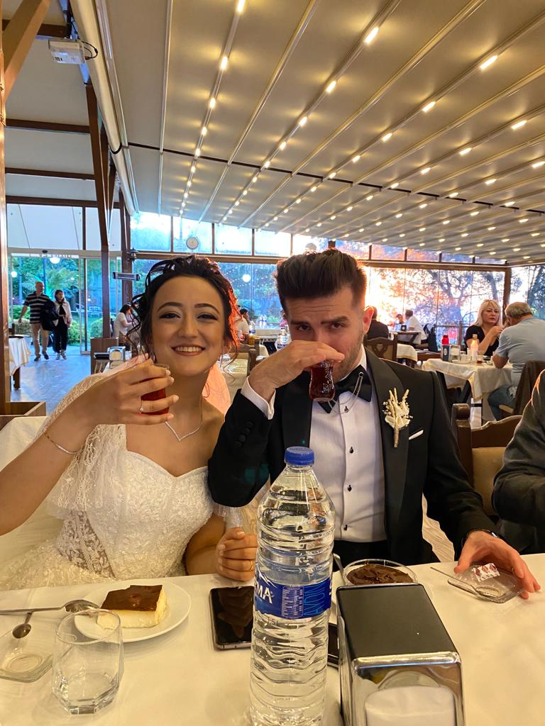 melikenariinn's tweet photo. Arkadaşlar sizce bizdafafa😄😄 https://t.co/lV30YjdNrp