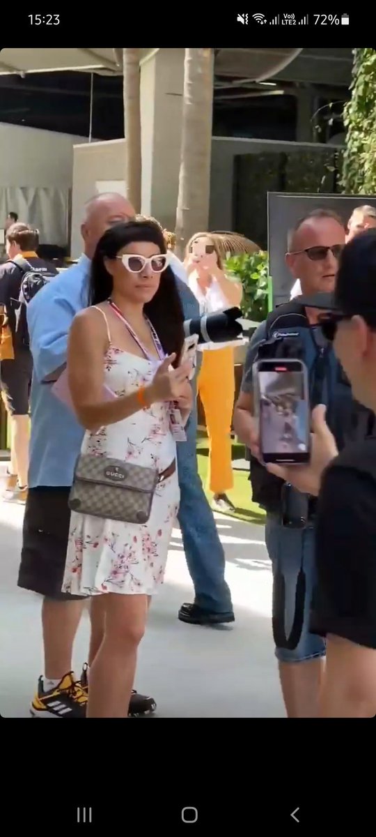 bonitadeperto's tweet photo. Olha a @NaoInviabilize de Gucci e #paddockpass curtindo F1 em Miami. 😂😂 https://t.co/SdYCqbZlED