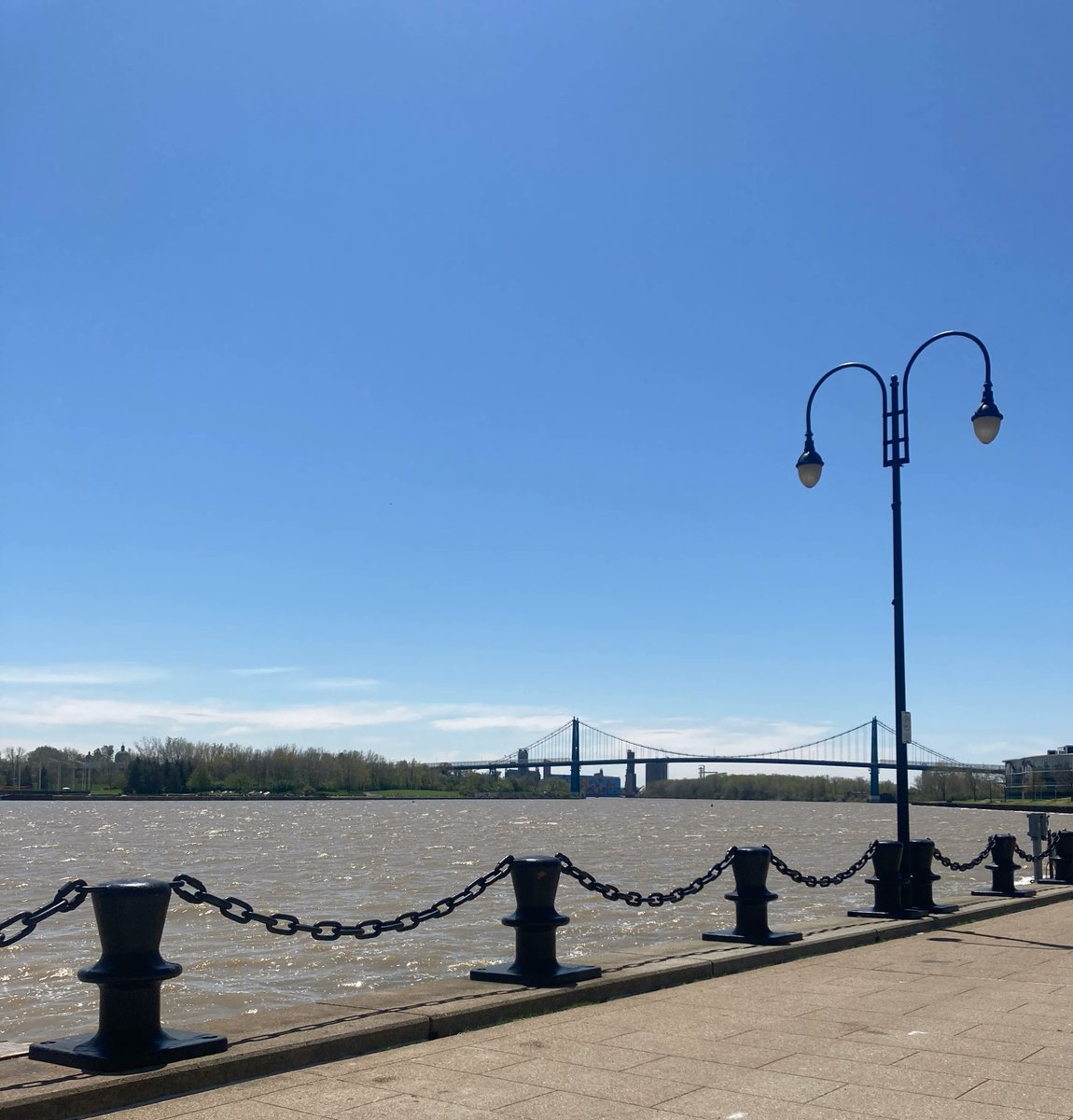 RaisedWithJesus's tweet photo. Beautiful city.
#RaisedWithJesus #JesusForToledo #WELSToledo #ToledoMe #MaumeeRiver #Downtown #DowntownToledo #ToledoOhio https://t.co/vPExzegcbs