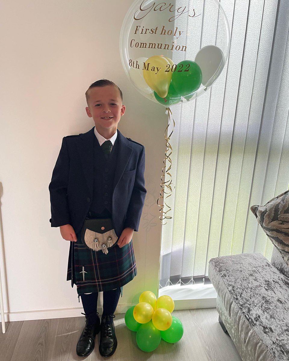 fernreaderX's tweet image. Gary’s 1st holy communion 🙏🏼 @broadley_mr @StMonicaMilton