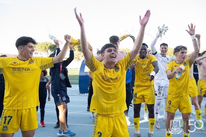 ¡Gracias, gracias y mil veces gracias! 🙌🏼
Por estar siempre ahí, por transmitir esa fuerza, esa ilusión, por volver a sonreír juntos…
No podemos prometer éxitos pero sí trabajo duro y sacrificio para que jornadas como hoy se repitan muchas veces más.

¡GRACIAS AFICIÓN! 💛💛💛