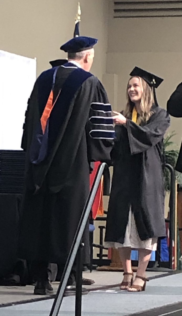 JamieMa43488273's tweet photo. JBU Graduation for Paige! So thankful for this girl! https://t.co/NhyxKfhNOO