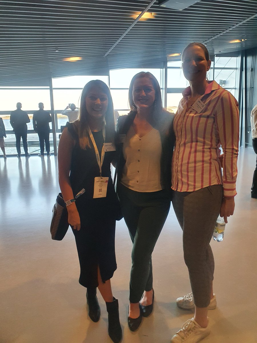 MariaGleeson98's tweet photo. Fabulous night at Copenhagen's Aquarium for #SGRTCommunity night! @odonovmt, Lorna Woods.Sarah Leonard #UPMCIreland #BonsSecours https://t.co/ptcoAQHIdt
