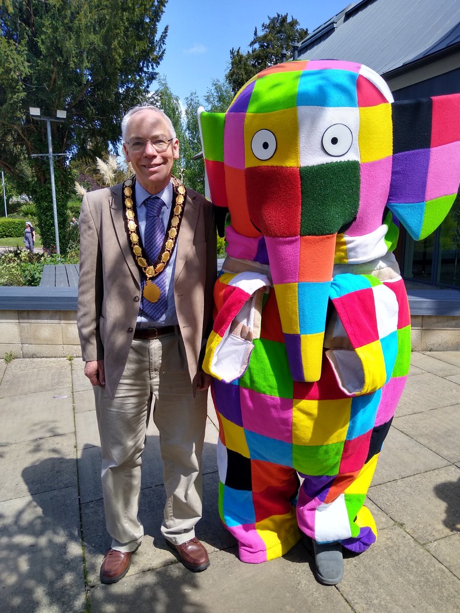 IanKempWare's tweet photo. The first ever @hertsbookfest was a great success! Books, drama, workshops, dance, and a chance to meet the authors!  Hopefully the first of many🙂 Thanks to all who organised and volunteered especially Ware's The BookNook, not forgetting Elmer the elephant! #hertsbookfestival https://t.co/7elMPij3IK