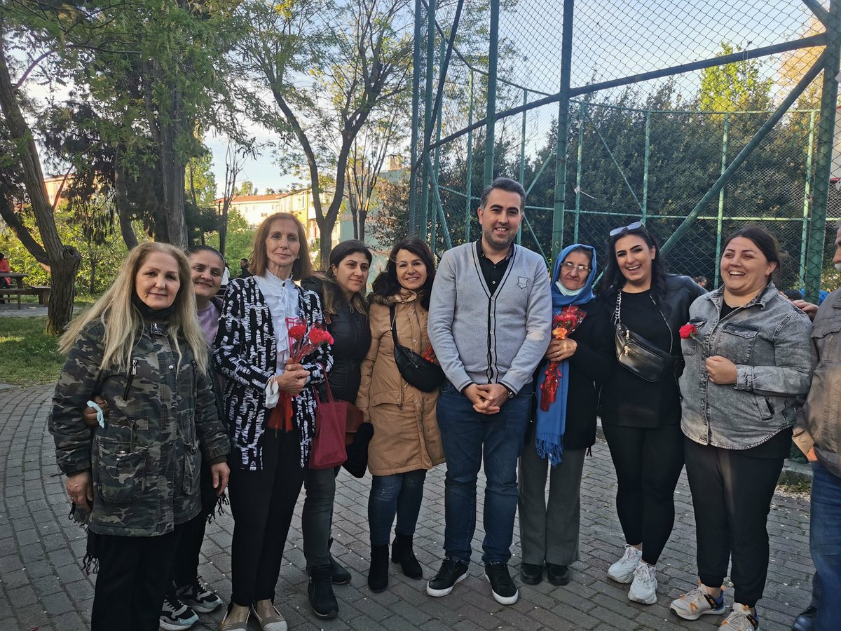 onurcingil's tweet photo. Anneler Günü Hatırası
#annelergünü #tozkoparan https://t.co/TGUb6vwOR6
