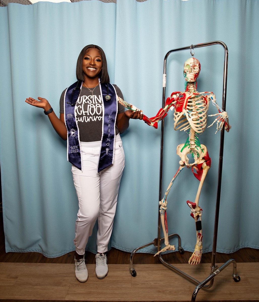 _woahjadaa's tweet photo. “A dream doesn’t become reality through magic; it takes sweat, determination and hard work.” 👩🏾‍⚕️🩺 -Colin Powell

Tomorrow not only will I be graduating from Georgia Southern University, but I will be also graduating from nursing school. This has been a TOUGH journey💙💛✨ https://t.co/fxrFa3aePu