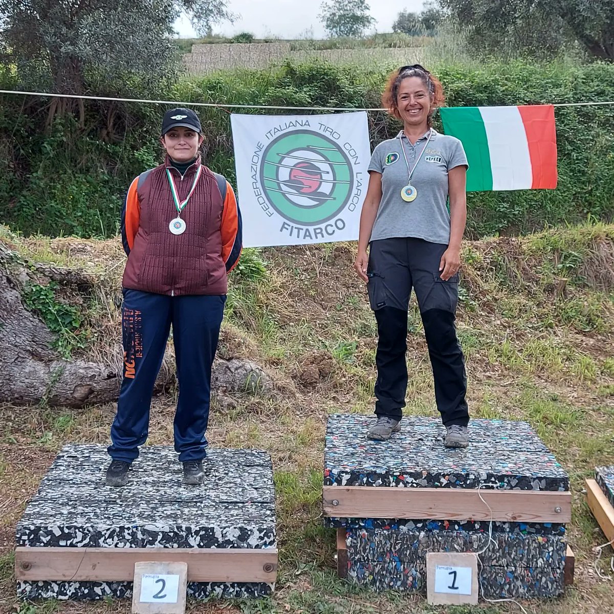 Bella gara per Tania classificata al 1°posto con l'arco nudo e un 2°posto per Claudio D'annibale con l'arco olimpico....