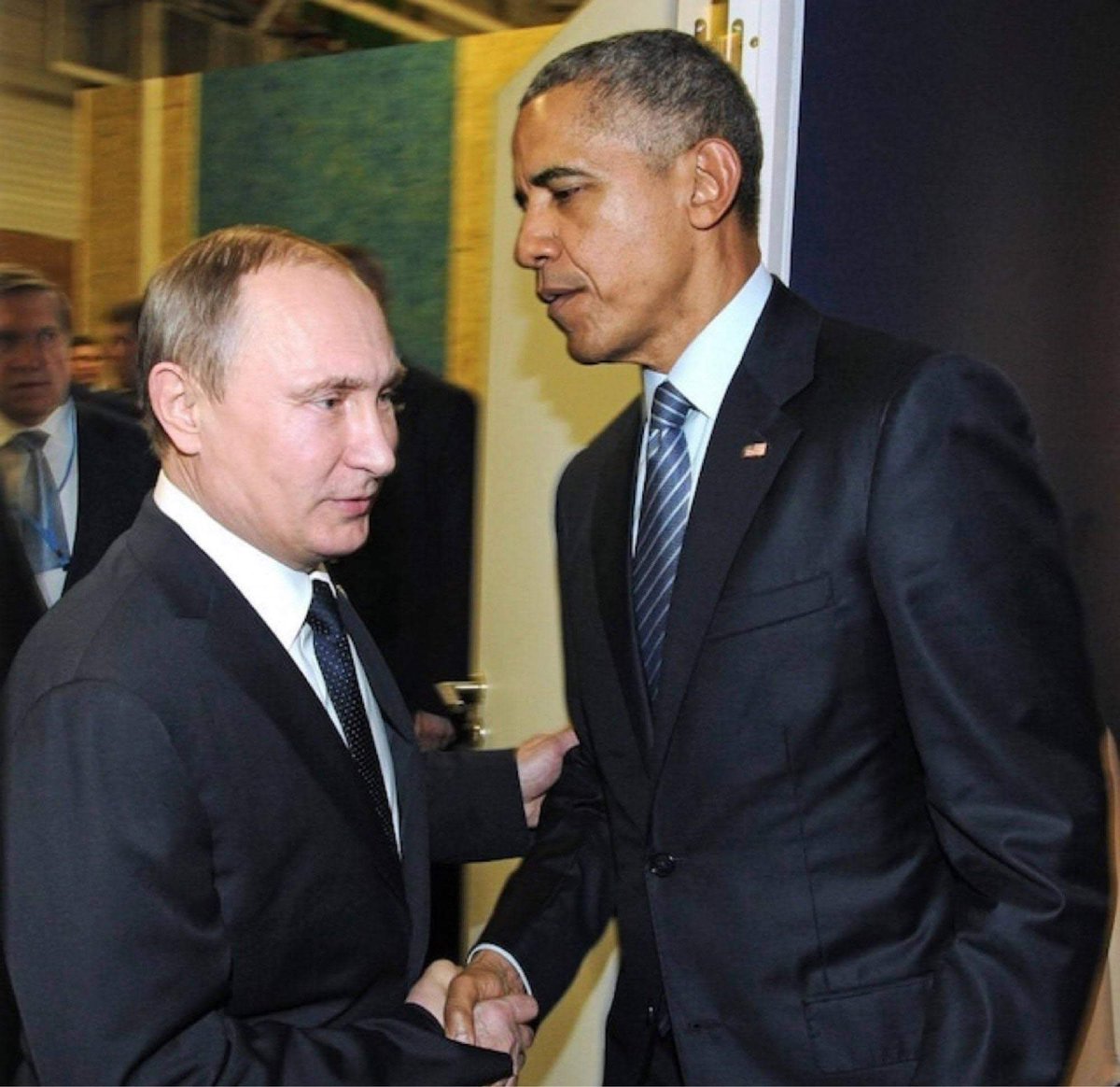 DPatriit's tweet photo. @tparsi Ask putin, and his puppet https://t.co/VFE0DgMEAe