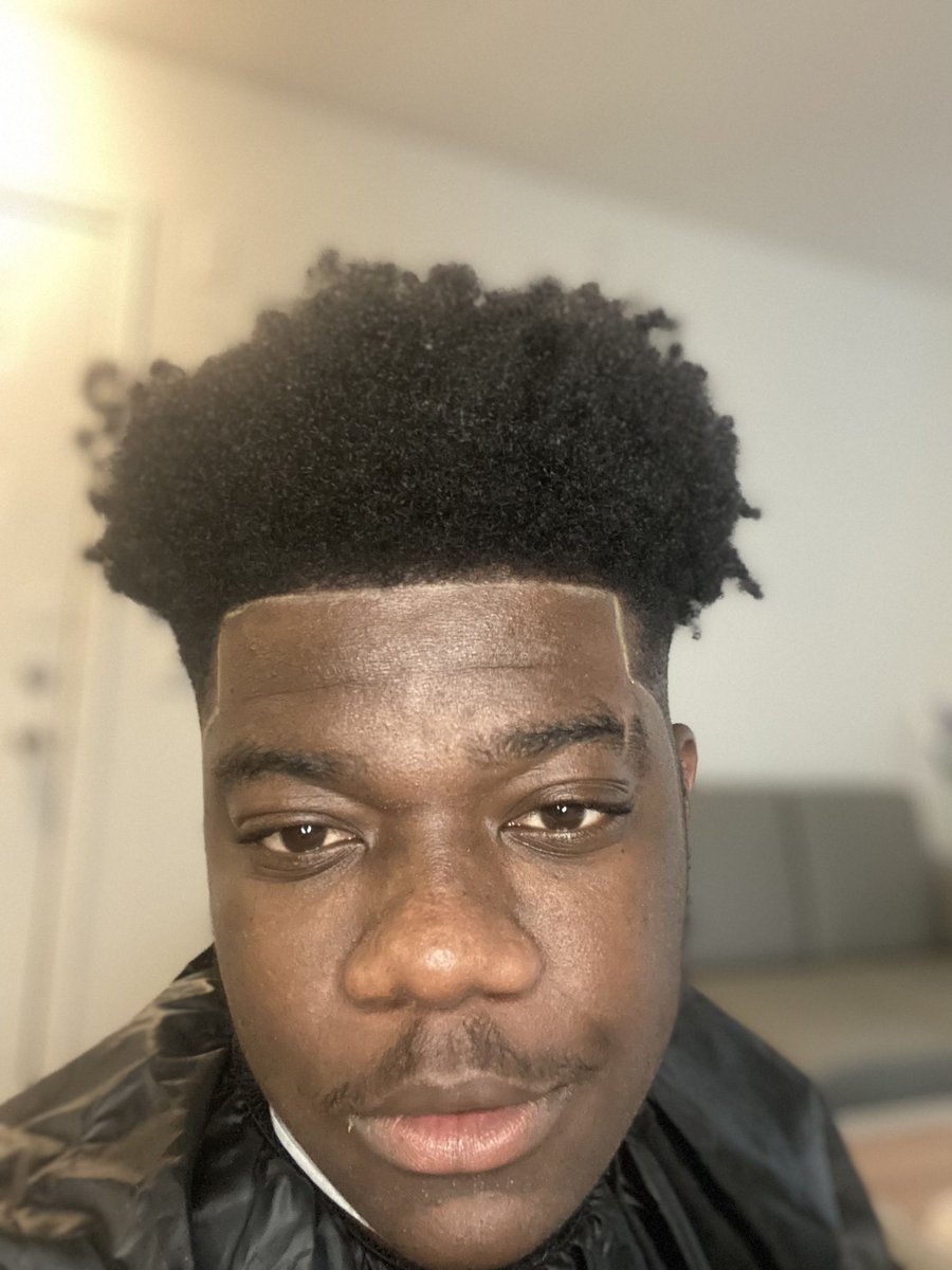 OnlyRLC's tweet photo. 💙🧡 https://t.co/60zbUNbz40