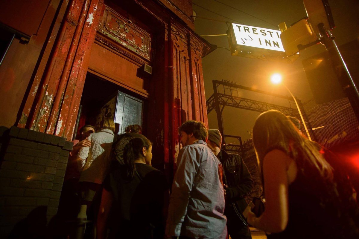 Join the Trestle Inn team as a Barback. Details at culinaryagents.com/jobs/346531-Bar