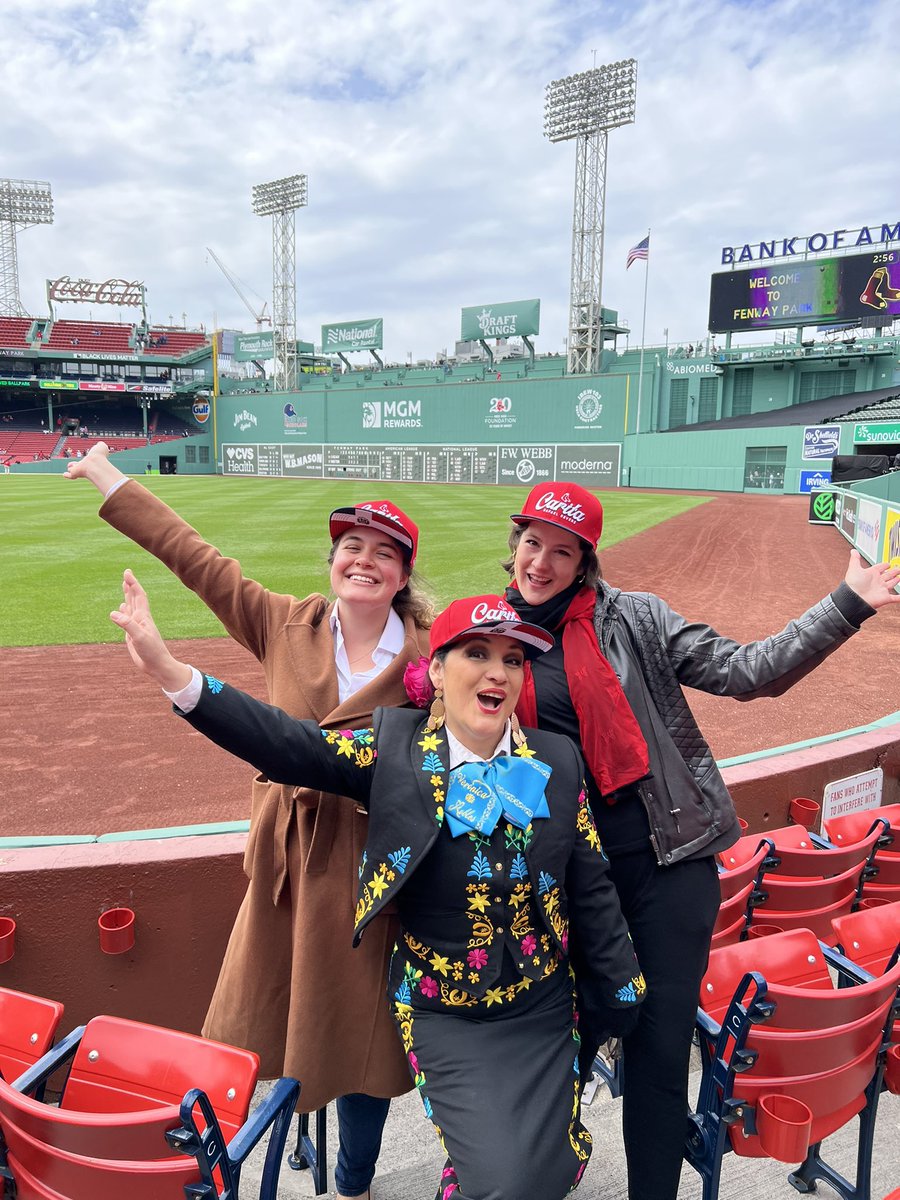 Veronicarobles's tweet photo. We got our @RedSox @Rafael_Devers #hat #caritahat #playerdesignedhat #cocacola #veronicarobles #veronicaroblesmariachi #bostonfrmalemariachi https://t.co/ITBPcuRtvn