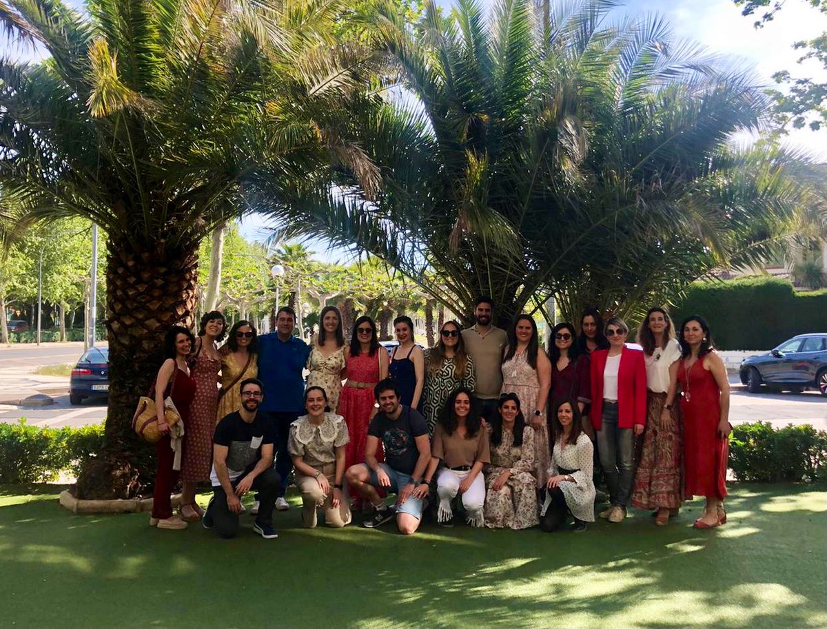36belen's tweet photo. Primeras jornadas castellanomanchegas postcovid y despedida de la R4, fin de semana de muchas emociones para @Farmacia_HGUCR 👏🏽👏🏽👏🏽 https://t.co/u9P4QsCXim