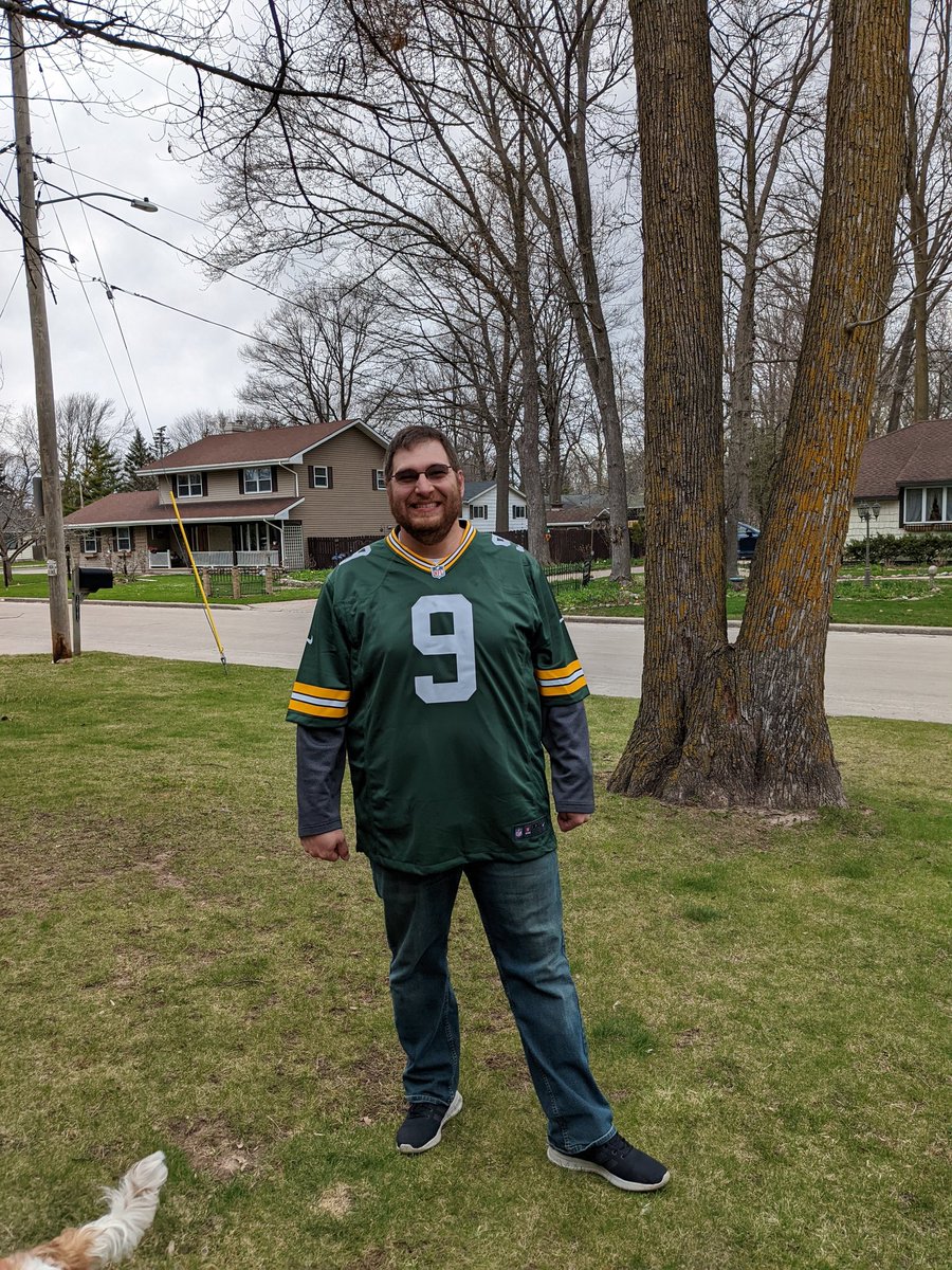 neonride93's tweet photo. @ChristianW2017 Welcome to the Pack! Can't wait to see you dominate the next few years!   I am so excite for you and this year's team! #GoPackGo https://t.co/6WLFOSt6mx