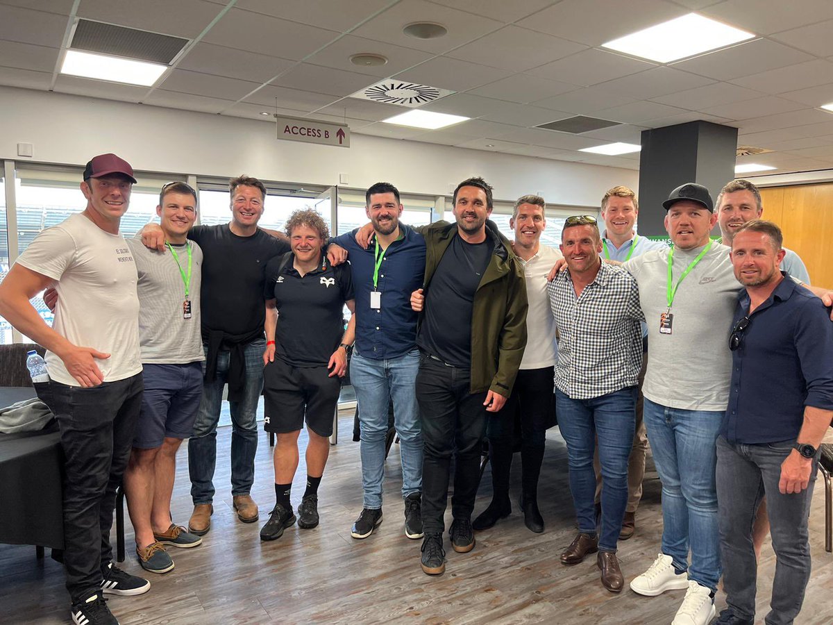 Jonathan Thomas tweet media