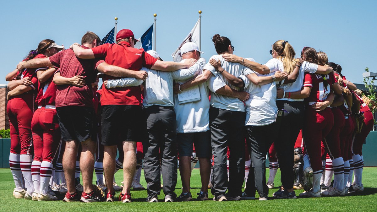 🔁 RT if your team won every SEC series this season.

♥️ Like if they never lost one.