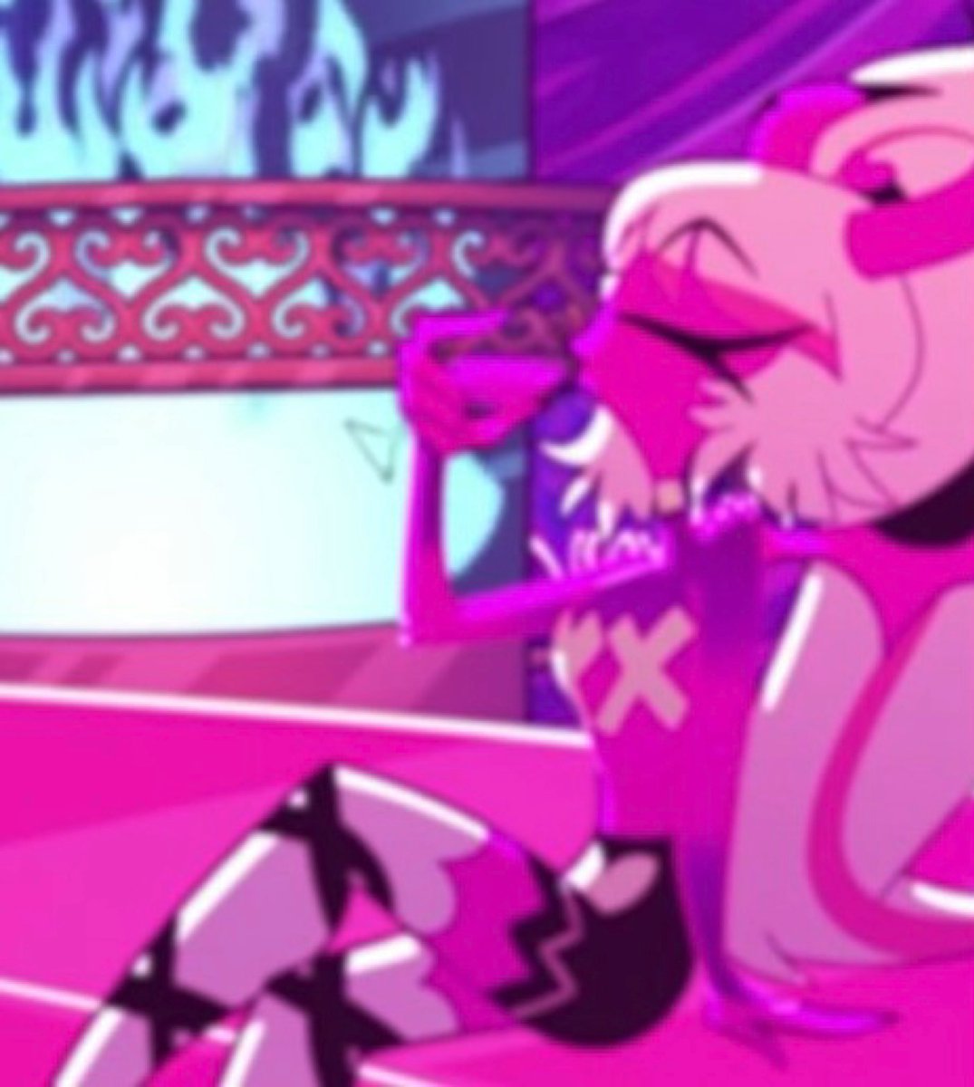 Happy Mother’s Day to all the fine ass MILFS out there. 

She’s not a mom herself, but she can definitely be your 𝙈𝙊𝙈𝙈𝙔.