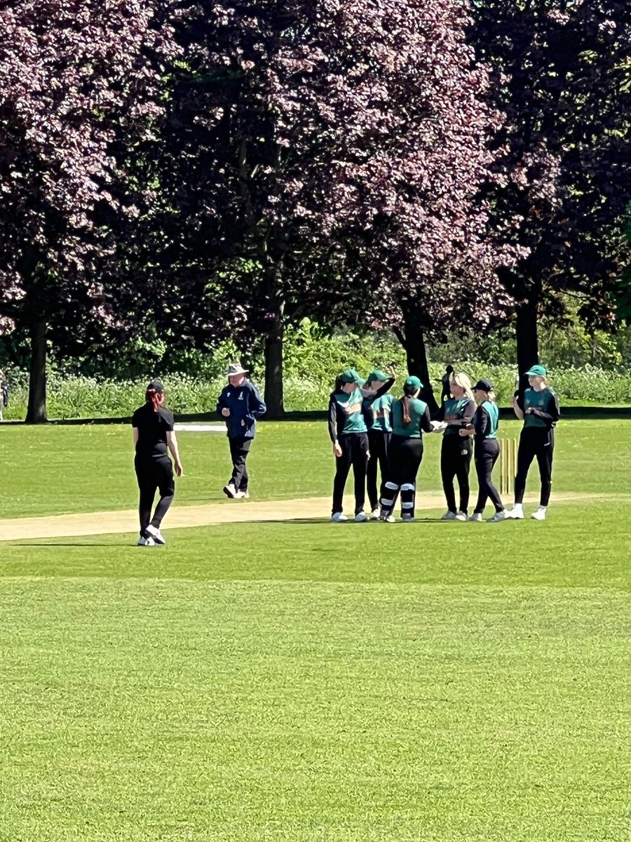 The oppo are 9 wickets down, just one to go...