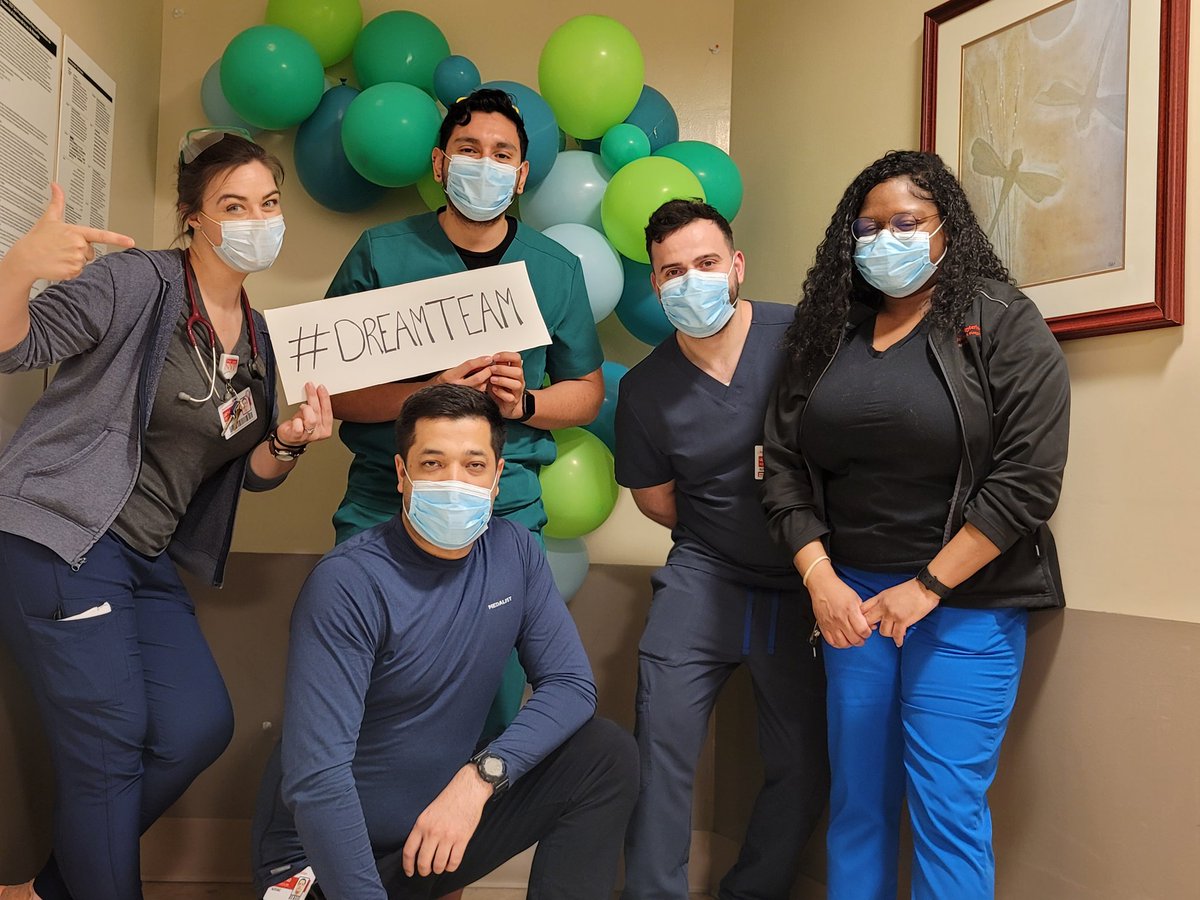 Let the Nurses' Week begin!
#dreamteam
#respirators
#infill7isthebest
<a href="/ErnestoPMir/">Ernesto Perez-Mir</a> <a href="/AshleyMattia3/">Ashley Mattia</a> @NYPBrooklyn