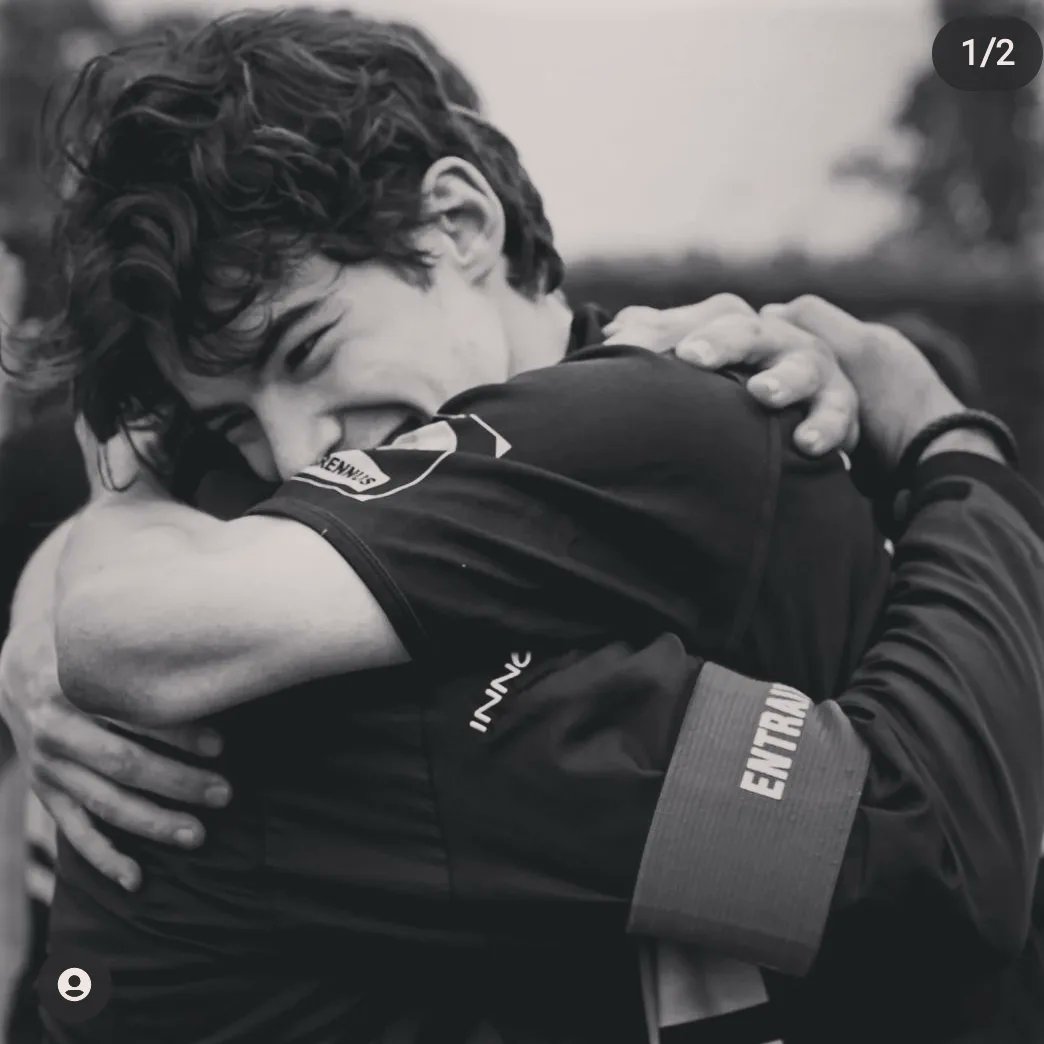 SCUFEDR's tweet photo. 🏆 Les seniors champion d'île de France Réserve Honneur après une belle victoire contre Montesson.🖤🤍
Quelle formidable aventure pour nombre de joueurs formés à @SCUFEDR
Et ce n'est que le début 😍
@SCUF_Rugby 
@LIFRugby https://t.co/POcTdyRVNB