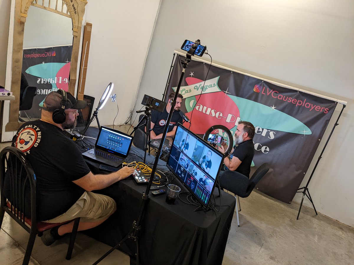 LVCausePlayers's tweet photo. Thank you to everyone who came out to the @FandomBarLV #DoctorStrange event last night to support us. Also, thank you @salty_nerd &amp; @NerdsNeverSay for recording interviews to help us shine light on #MentalHealth for #MentalHealthAwarenessMonth. Here are some BTS photos from that. https://t.co/3fi22KLGcn
