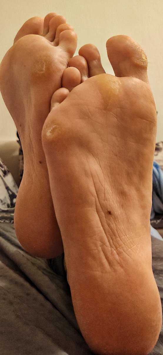 roughandmanlyft's tweet photo. 👣😉 https://t.co/3GmxRnZA6c