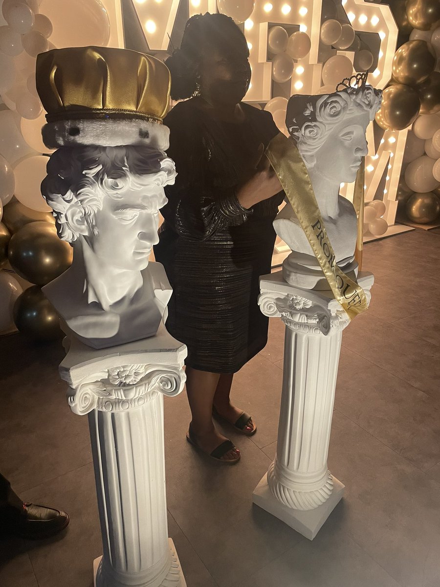 MHS_Buffs's tweet photo. #promking🤴🏾 #promqueen👸🏾 https://t.co/6w2lxo9nhM