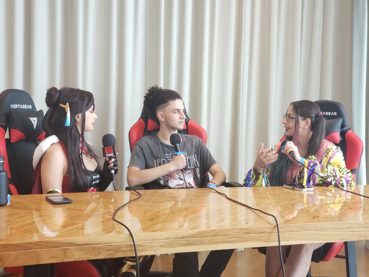 review_cr's tweet photo. Entrevista con @AleIVCR  el programador de #SquidcraftGames https://t.co/HUfOEsqWBh