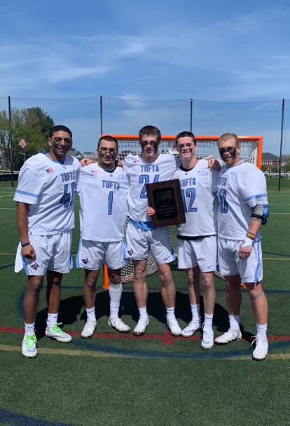 5 reasons why you can play 2 sports at Tufts! Congrats men! <a href="/TuftsLacrosse/">Tufts Lacrosse</a> <a href="/FootballTufts/">Tufts University Football</a> #NESCACChamps 🐘🟤🔵