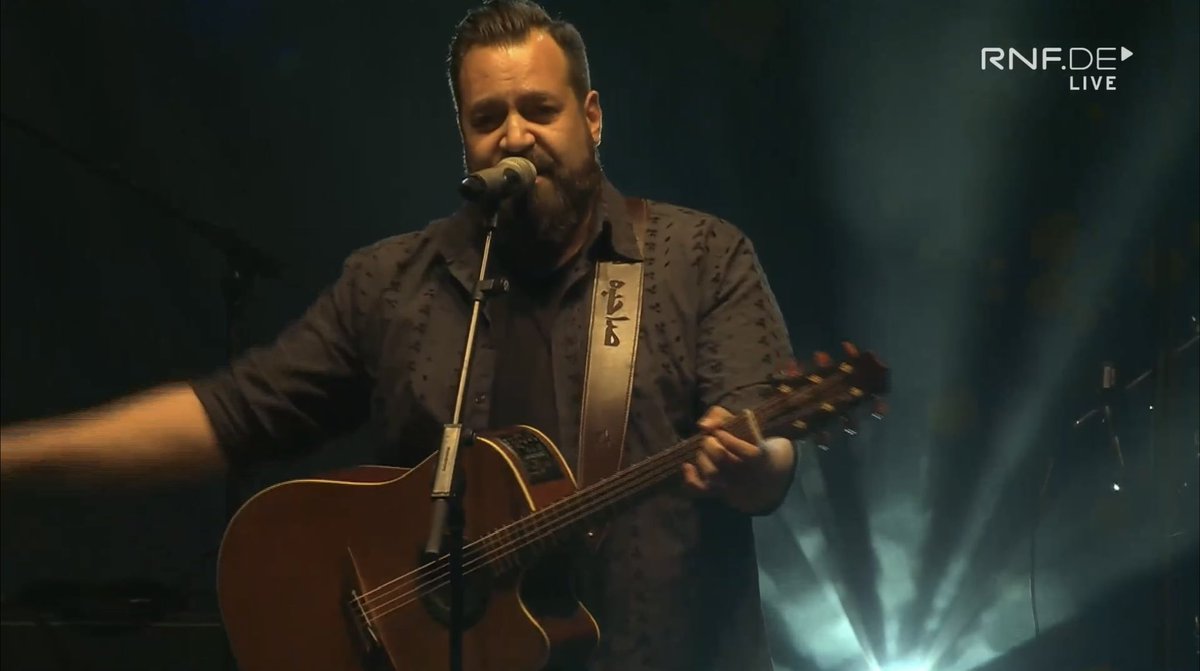 ralphkuehnl's tweet photo. Toller Abend von @SoundOfPeace in #Mannheim, zuletzt mit Laith Al-Deen, Joris und den Söhnen Mannheims im Ehrenhof des Schlosses. Danke!
@RNFde #soundofpeace #soundofpeacemannheim https://t.co/F7vJ6MVc9p