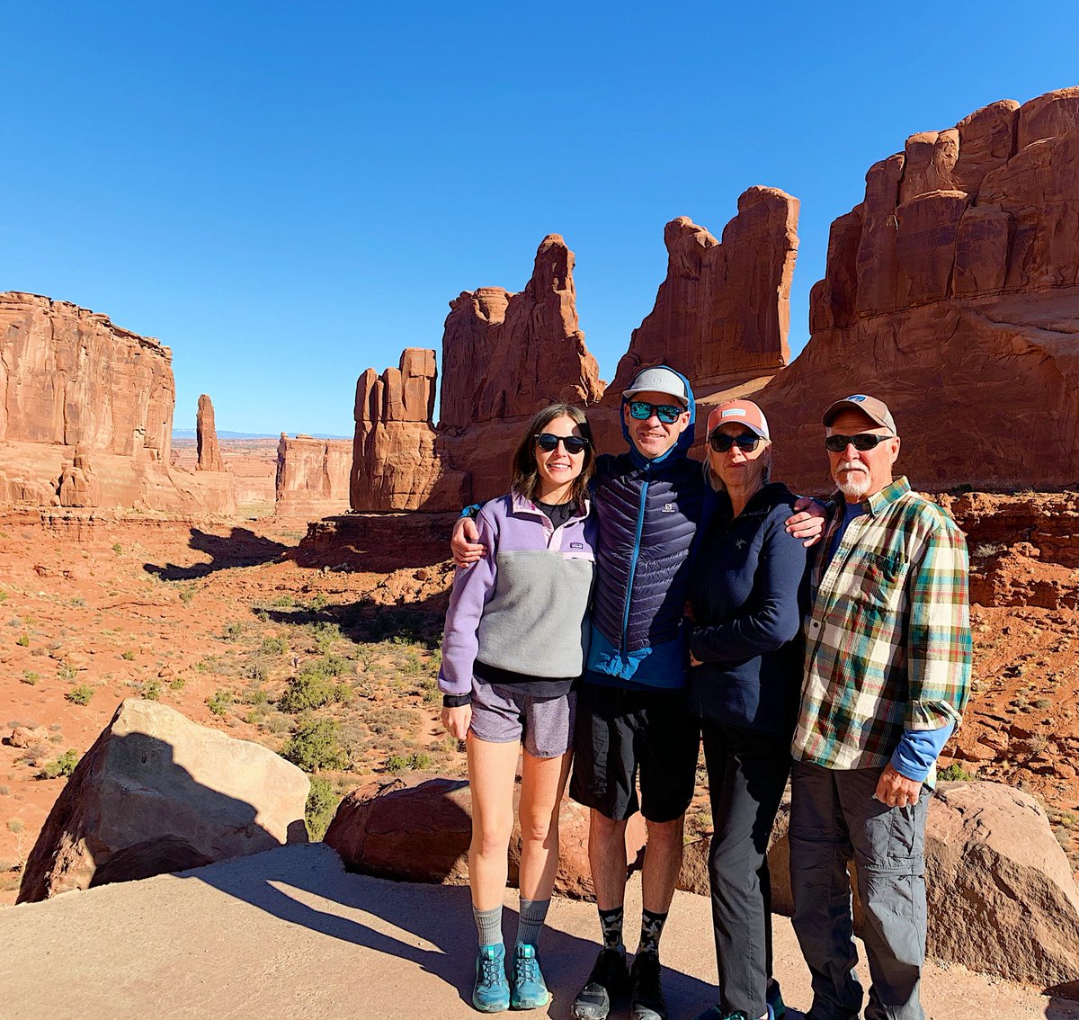 johnsonjoe's tweet photo. Mom (I know you’ll read this) - thank you for making me the man I am today. I wouldn’t be here without your love, understanding and care. @kristymuir - thank you for filling my life with more than I could have hoped for. Happy Mother’s Day to you both! #smiledad https://t.co/b0gceG1QJA