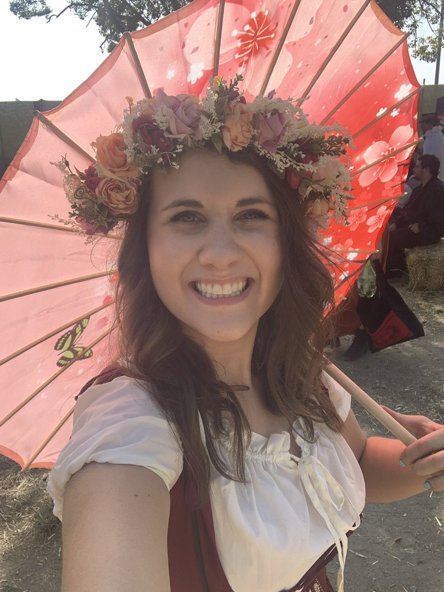 Too much fun at yesterdays Renaissance Pleasure Faire! 🧝‍♀️