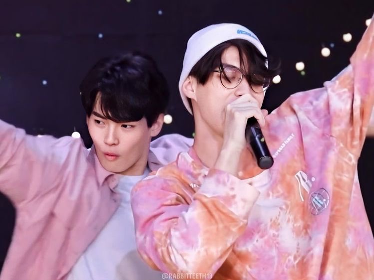 WorldLoveBW1's tweet photo. Hilo de BrightWin siendo BrightWin

#brightwin #winmetawin #bbrightvc #2getherTheSeries #F4Thailand https://t.co/lxRbZx77jm