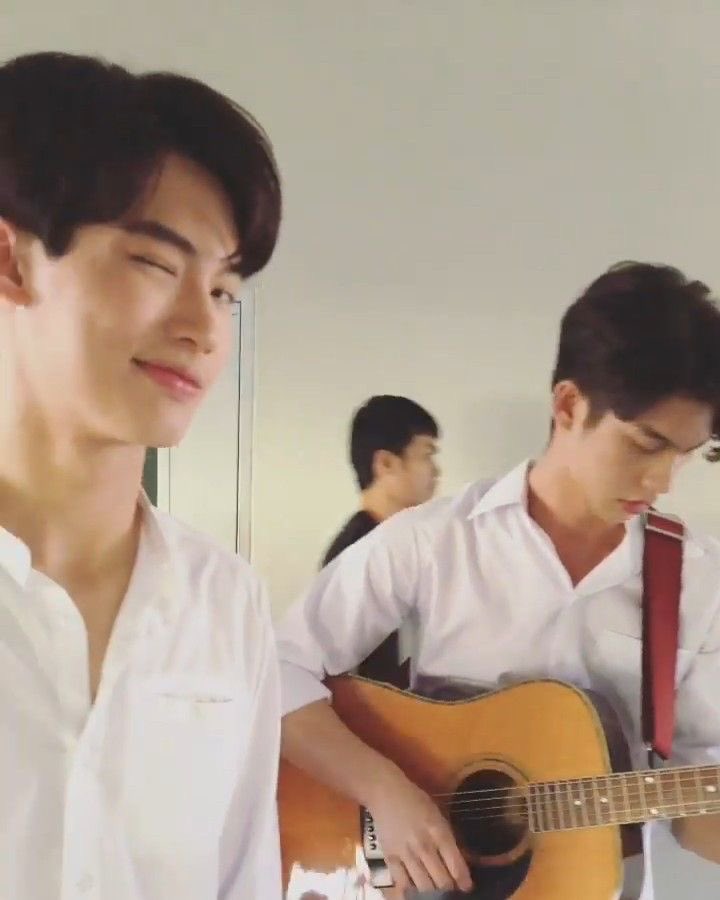 WorldLoveBW1's tweet photo. Hilo de BrightWin siendo BrightWin

#brightwin #winmetawin #bbrightvc #2getherTheSeries #F4Thailand https://t.co/lxRbZx77jm