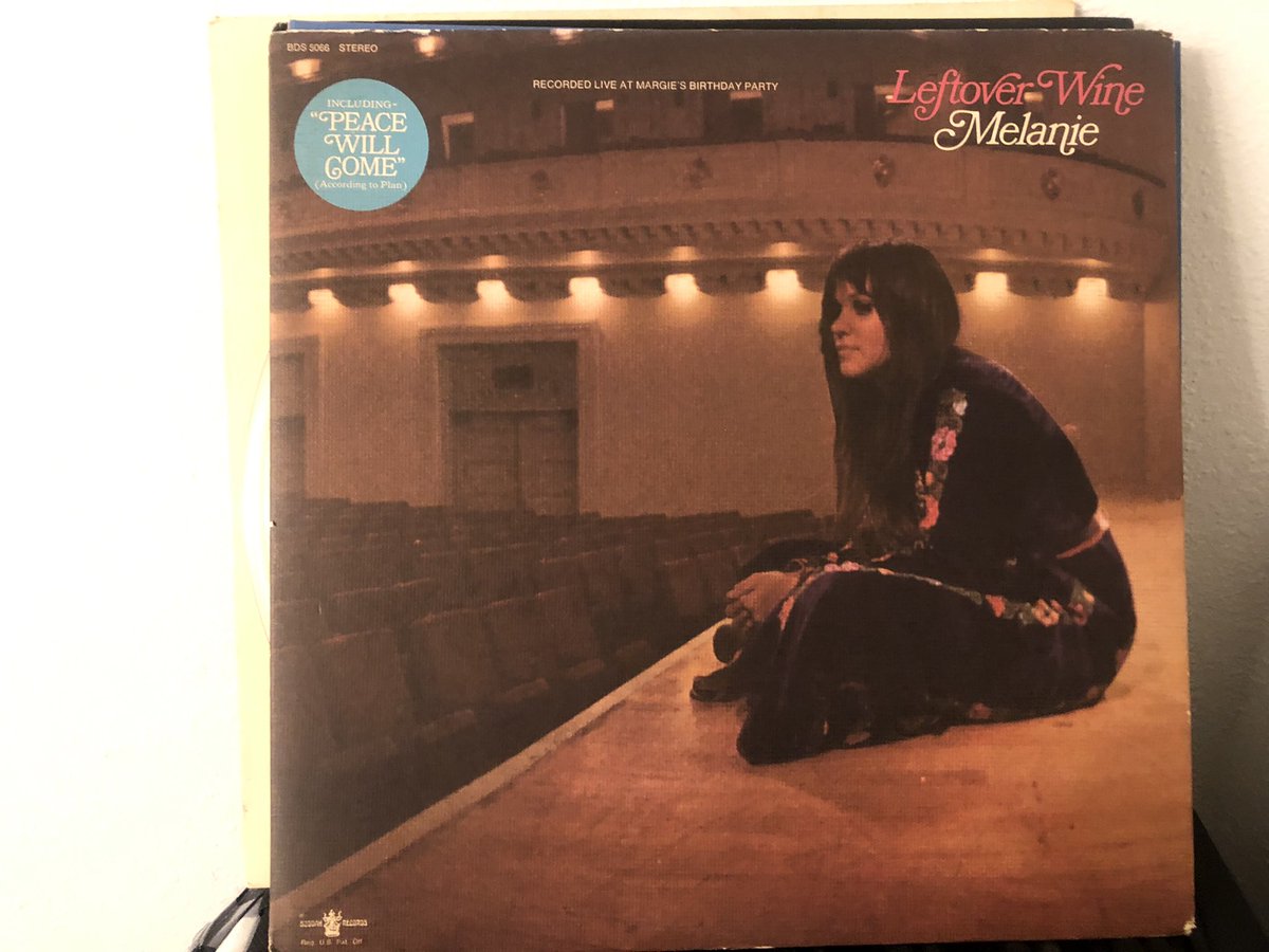 Carter_0712's tweet image. Melanie- LeftOver Wine (1970) #Brandnewkey #melanie #leftoverwine