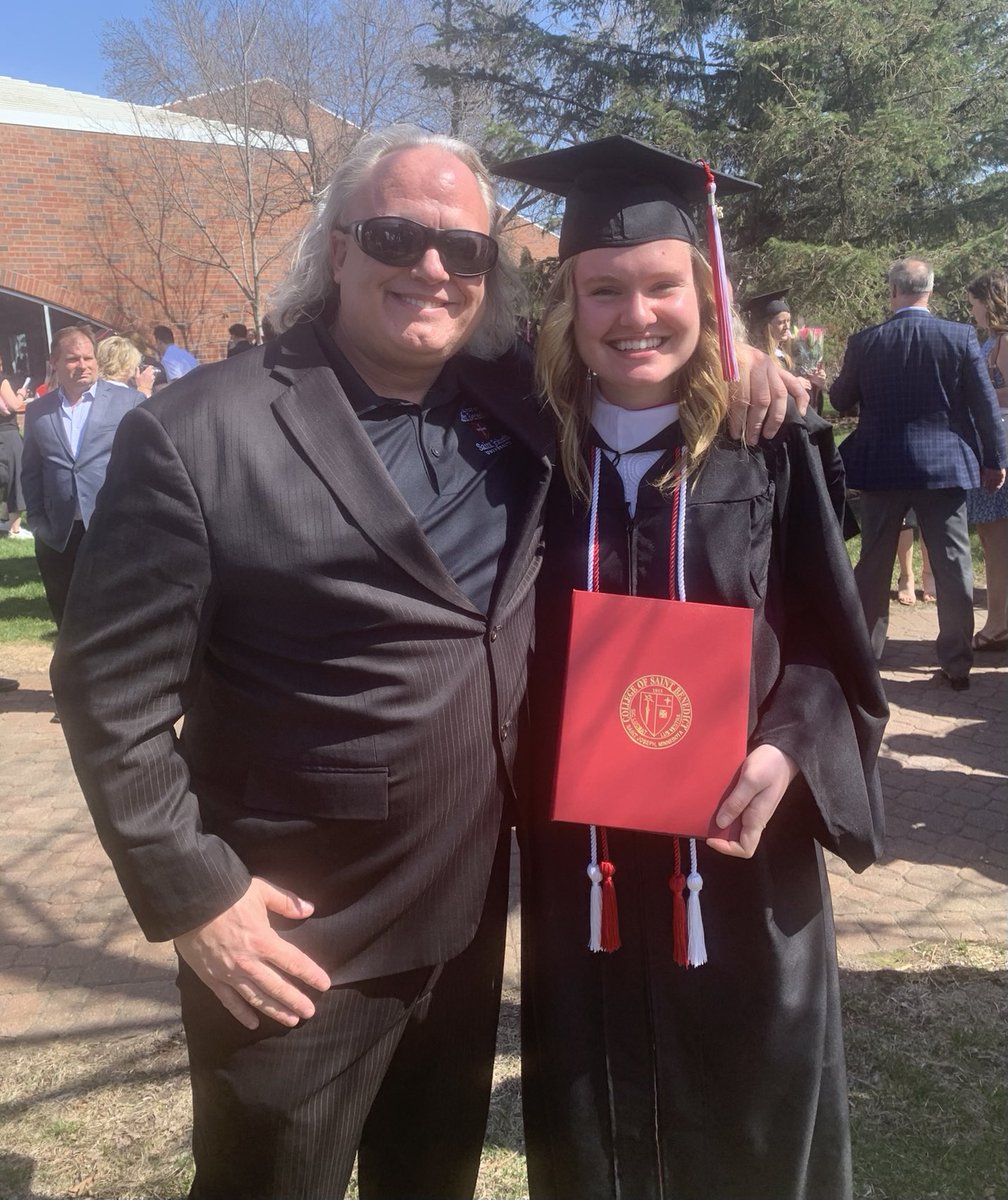 A couple awesome Commencements this weekend! A huge part of what makes us great is our alums. Class of 2022, now it is your turn. Buy from Bennies and Johnnies, hire Bennies and Johnnies, and come back to campus often to support current students and to keep your network strong!