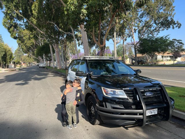 LBPDNorth's tweet photo. North Division would like to wish a Happy Mother's Day to all the moms in our community, and all around the world.
We’re proud of the moms who will be spending the day serving & protecting our beautiful City! 💙 💐
#MothersDay #ThanksMom #LongBeach #LBPDNorth https://t.co/SLqPb9FN5k