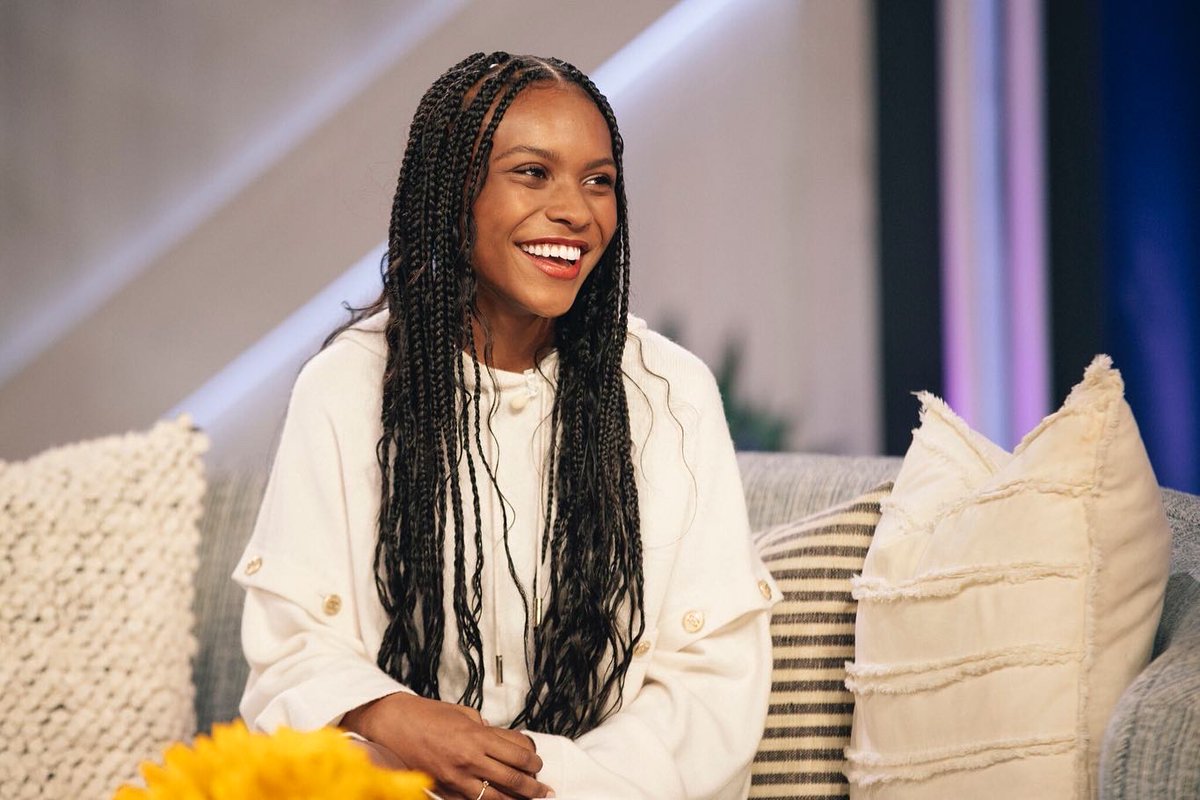 kaciwalfall's tweet photo. Thank you for having me @KellyClarksonTV 
Tomorrow celebrating the season finale of NAOMI on Tuesday https://t.co/i9V51jSQUX