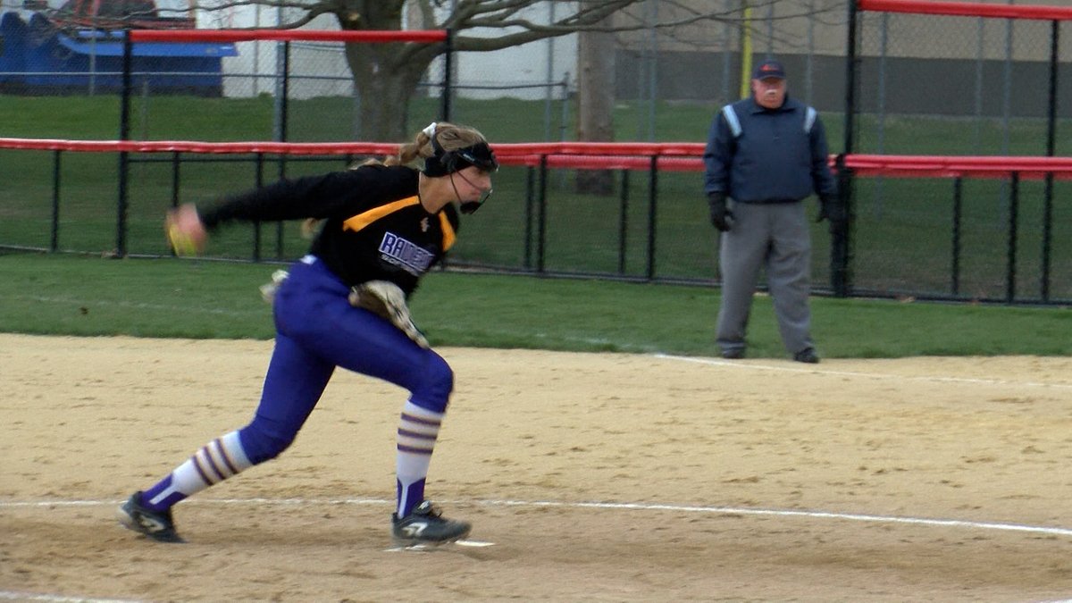 Behind the dual threat of senior Avery Wapp, Bloomington softball has won ten straight games and is rolling towards the postseason.

STORY: centralillinoisproud.com/sports/local-s…