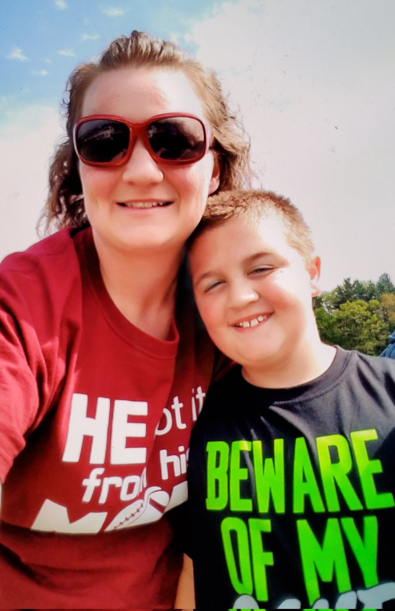 thatMGOBLUEgirl's tweet photo. And another set of Mother/Son photos because omg... this babe has grown so much so fast🥰😇 He went from my mini me to my man baby... practically over night!🌝But still with that baby face😇🤩💐🤍 My whole heart right here y'all😍 #BlessedAmI #HappyMothersDay2022 https://t.co/3r1OZ8tP1z