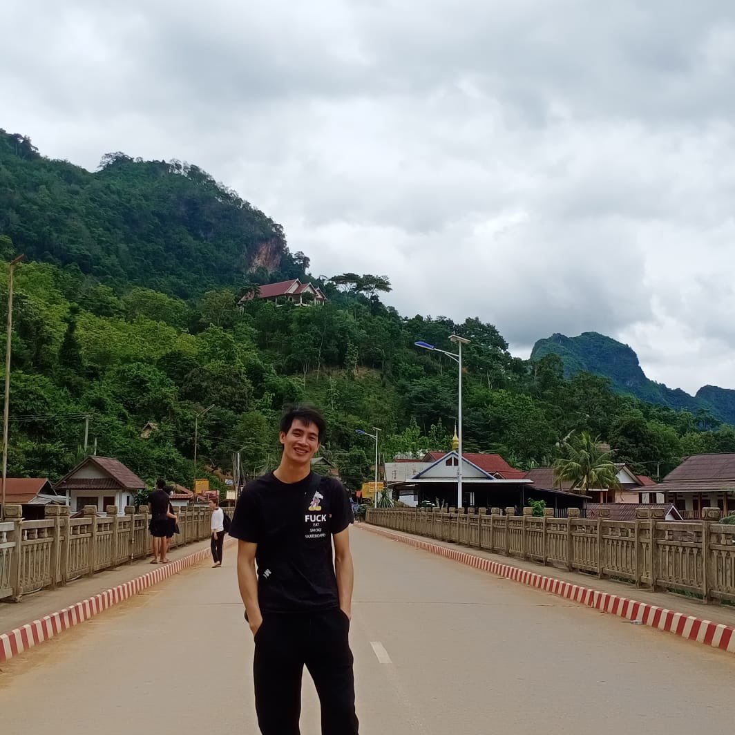Win679978's tweet photo. ການເດີນທາງຈະໃຫ້ເຮົາຮູ້ວ່າຂຸມຢູ່ໃສ່ https://t.co/ATCBqKuZ2o