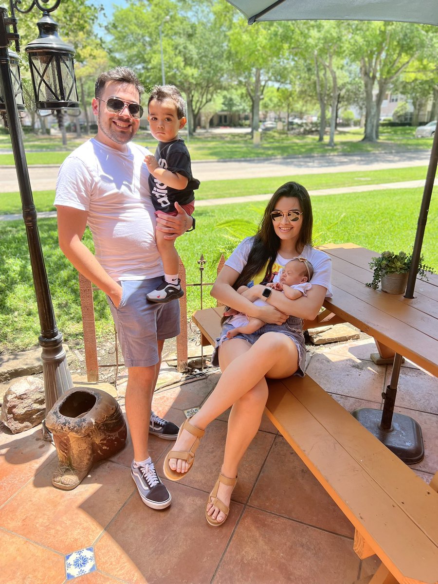 Enamoradisima de mi familia. Happy mother's day🌹