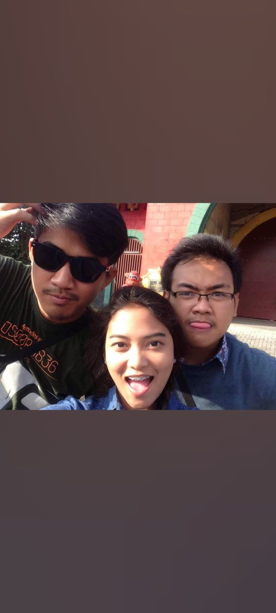 Farisilman122's tweet photo. Berapa tahun lalu hayo ? Haha
@Nadeshdaa @dewowow https://t.co/TZilxhRw87