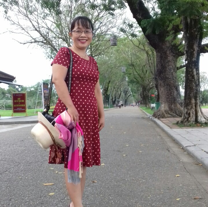 2_kimbach's tweet photo. Bạn Thuỳ Linh Đà Nẵng cũng đang cần tìm bạn tình ai thật lòng muốn liên hệ 0988796775  - fb https://t.co/XLS4tw77C2 https://t.co/ShLhf3ADHS