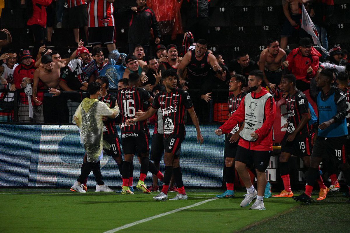 Victoria importante para asegurar el primer objetivo del liderato.

Gracias a toda la afición que se hizo presente el día de hoy en el Morera. 👏🏻 
¡Vamos fuertes! ⚫️🔴💪🏼