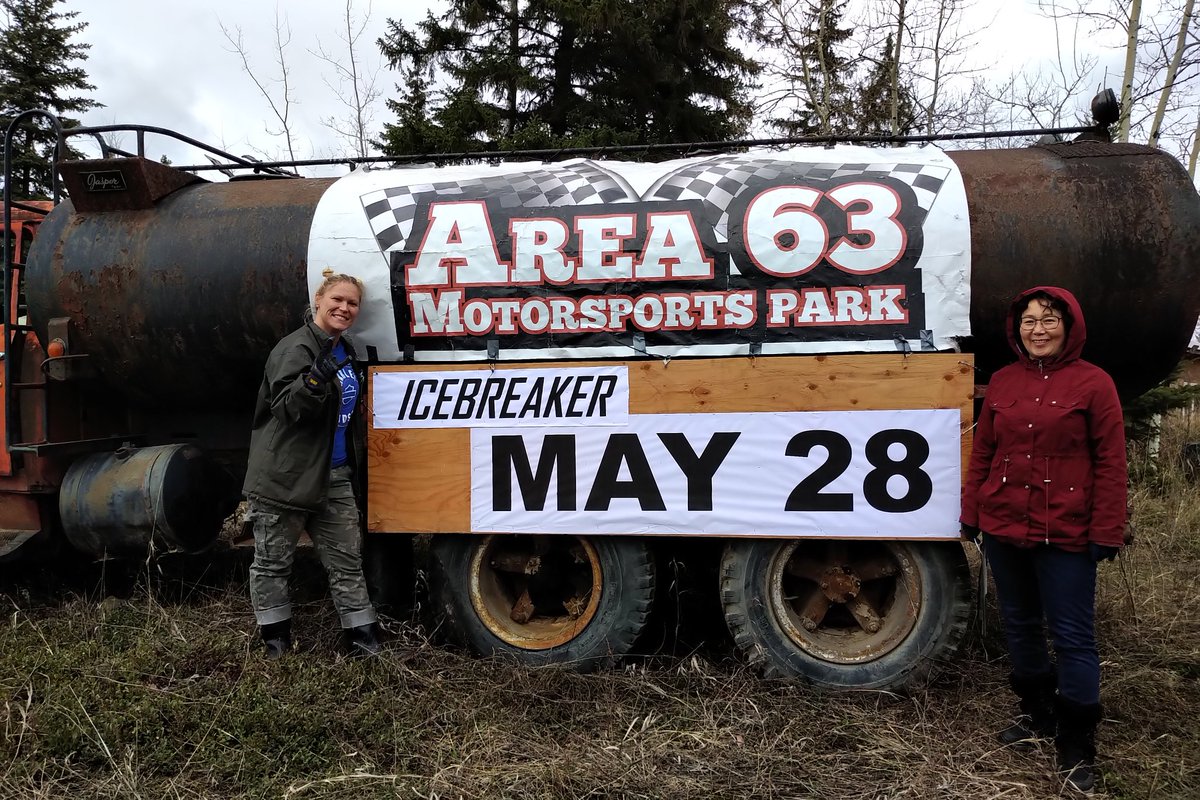 kafarwell's tweet photo. Spent today at Fort McMurray's auto racing oval getting ready for race season with my girls Kristen and Dawn!  
#Area63 #ymm #loveracing

Hope to see you on the 28th! https://t.co/3NEJuceqby