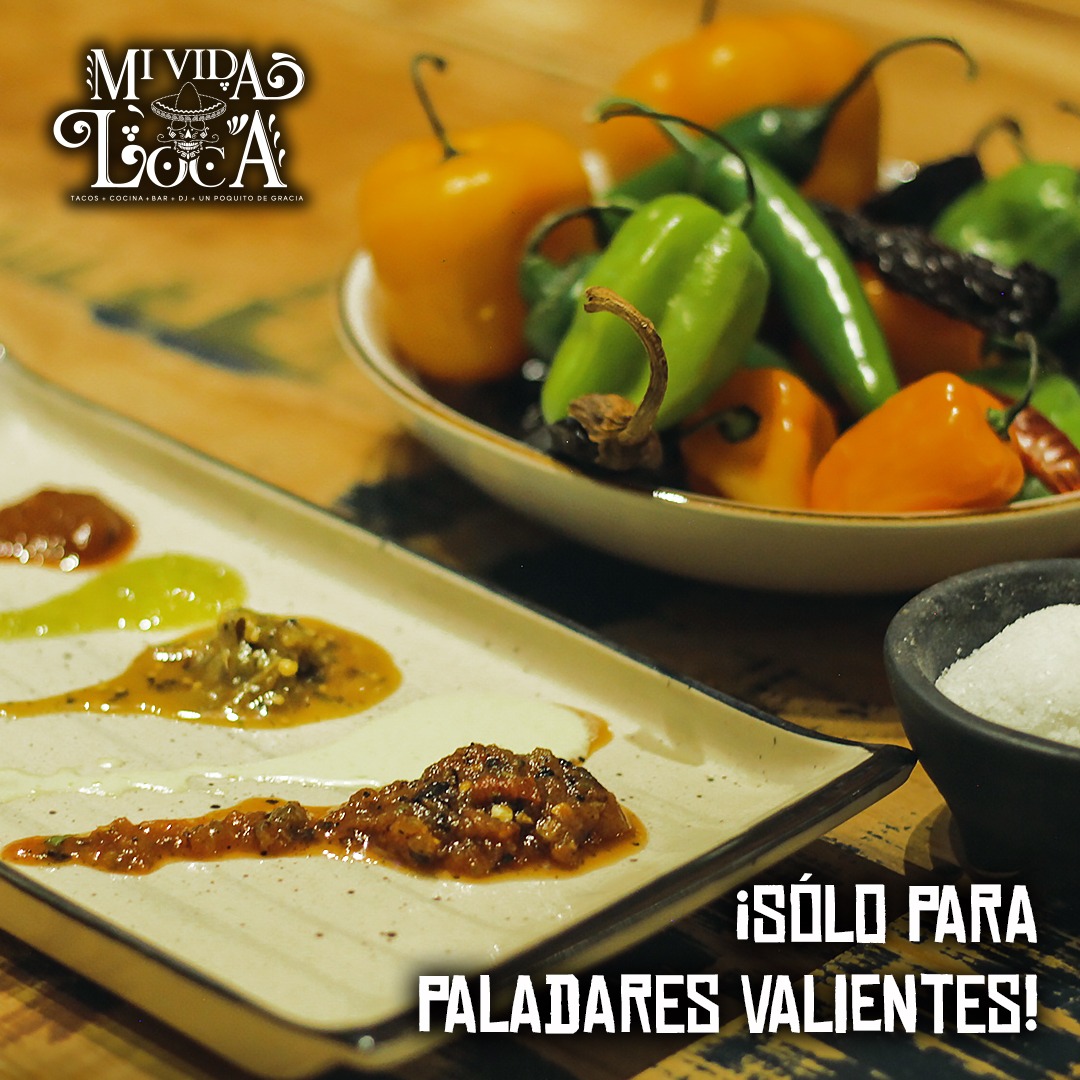 Salsa para darle más sabor a tus platillos. ¡ven a probarlas!🔥😛

#salsa #picante #sabor #chile #abanero #salsamacha #salsaveder #sabormexicano #comida