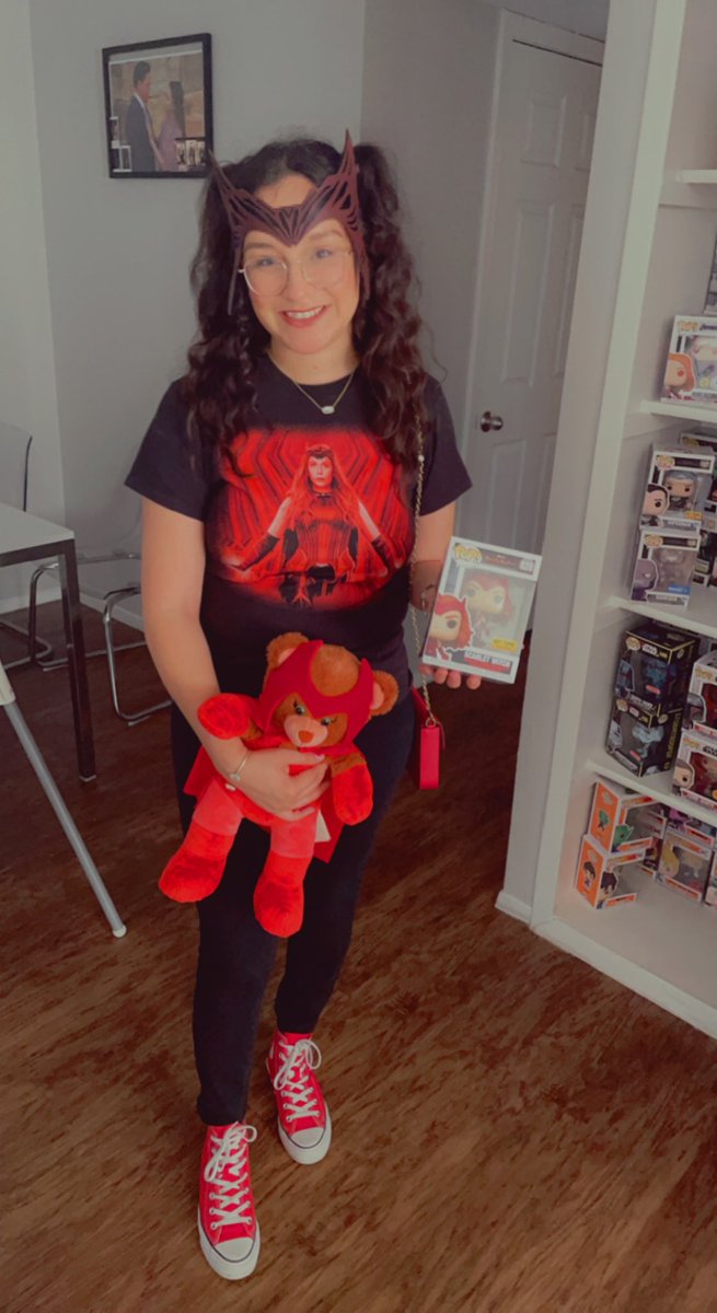 bethanysanchezz's tweet photo. Finally going to see Dr.Strange in the Multiverse of Madness! ❤️🪄 #DrStrangeMultiverseOfMadness #ScarlettWitch #Marvel https://t.co/thWTKnqBWY